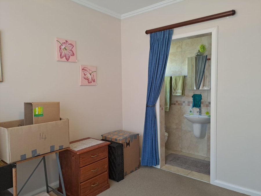 2 Bedroom Property for Sale in Dormehls Drift Western Cape